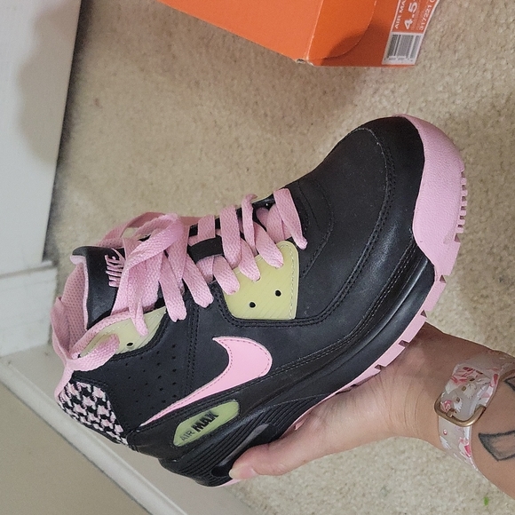 Air Max 90 Boots - Picture 2 of 8